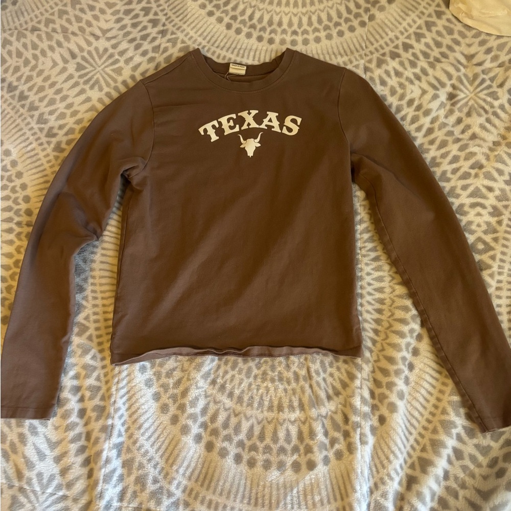 Long sleeve cropped top, tight fit
